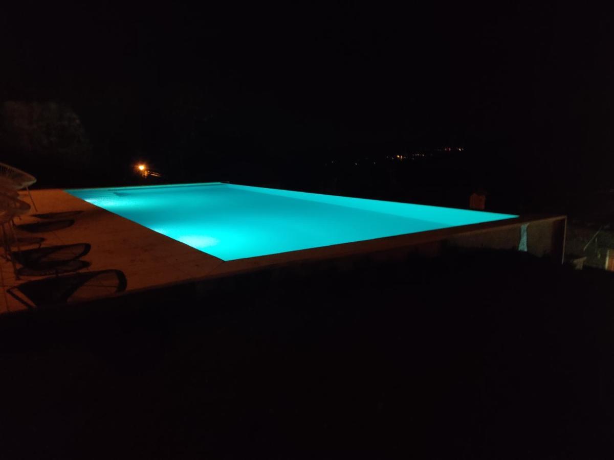 Casa Do Rancho - Turismo Rural Paranhos エクステリア 写真